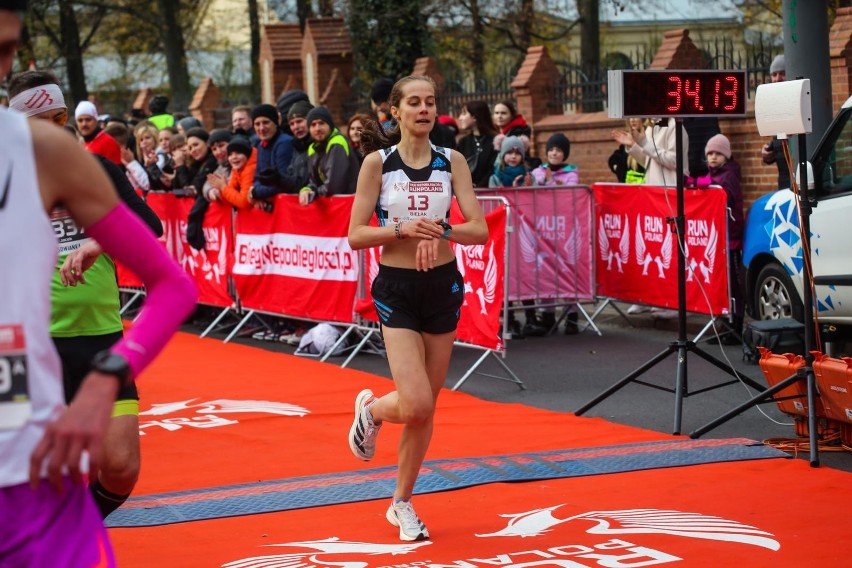 Ubiegłoroczny rekord mistrzostw Polski kobiet w biegu na 10...