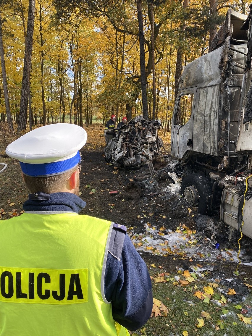 Ze wstępnych ustaleń policji wynika, że uciekinierami byli...