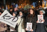 Kolejna manifestacja w obronie sądów na pl. Solidarności w Szczecinie - 20.12.2019