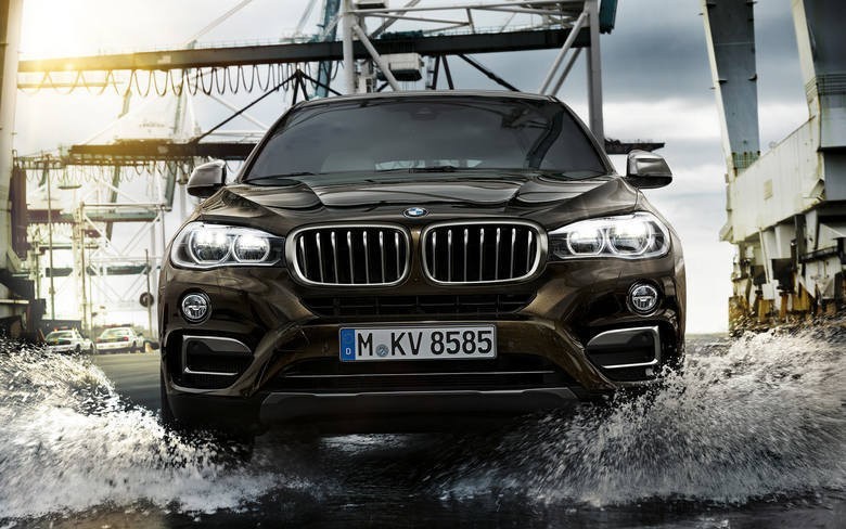 Kamil Glik - BMW X6...