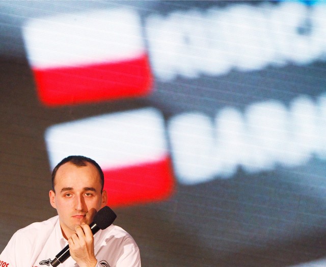 Robert Kubica znowu dał o sobie znać. Były kierowca Formuły 1 testował  prototyp LMP1 z Długodystansowych Mistrzostw Świata