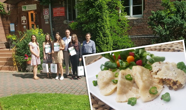 Na konkurs nadesłano 13 przepisów. Na zdjęciu od lewej dr inż. Alicja Tymoszuk, Joanna Andrzejewska (3. miejsce w konkursie), Roksana Róża (1. miejsce), dr hab. inż. Edward Wilczewski, prof. UTP - dziekan WRiB, Marta Konczyńska (2. miejsce) i dr inż. Tomasz Stosik, prodziekan ds. kształcenia i spraw studenckich WRiB.