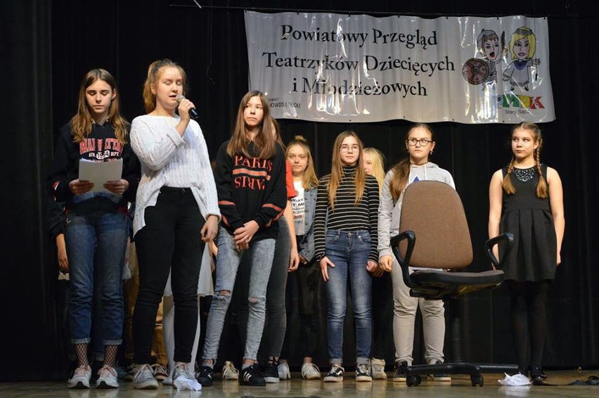 XXIV Powiatowy Przegląd Teatrzyków Dziecięcych i Młodzieżowych. Zdjęcia