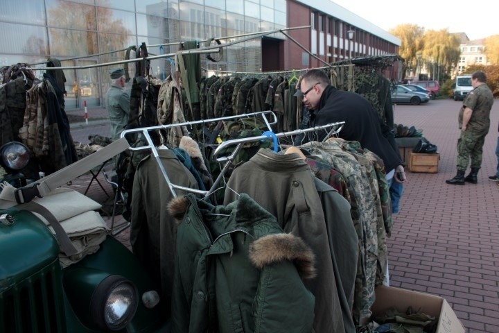 Święto Niepodległości w Gliwicach: Militaria na Politechnice Śląskiej [ZDJĘCIA]