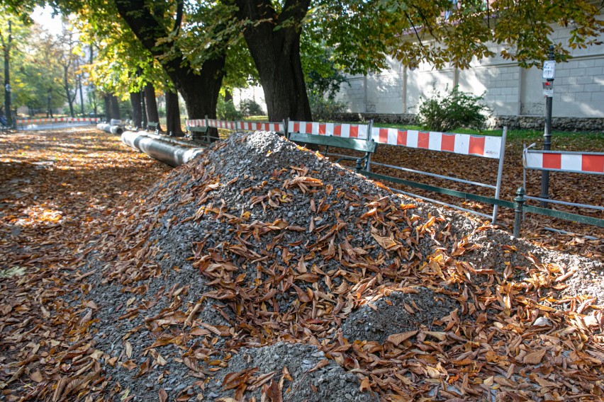 Kraków. Planty rozkopane. Ile potrwają roboty?