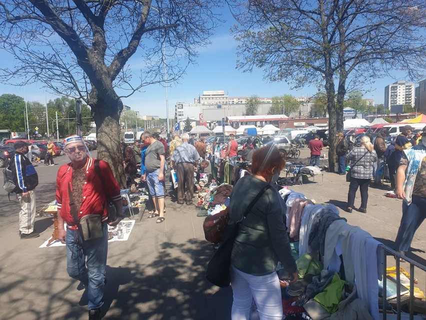 Pani Iwona i reszta łodzian, którzy po 2, 3 złote sprzedaje...