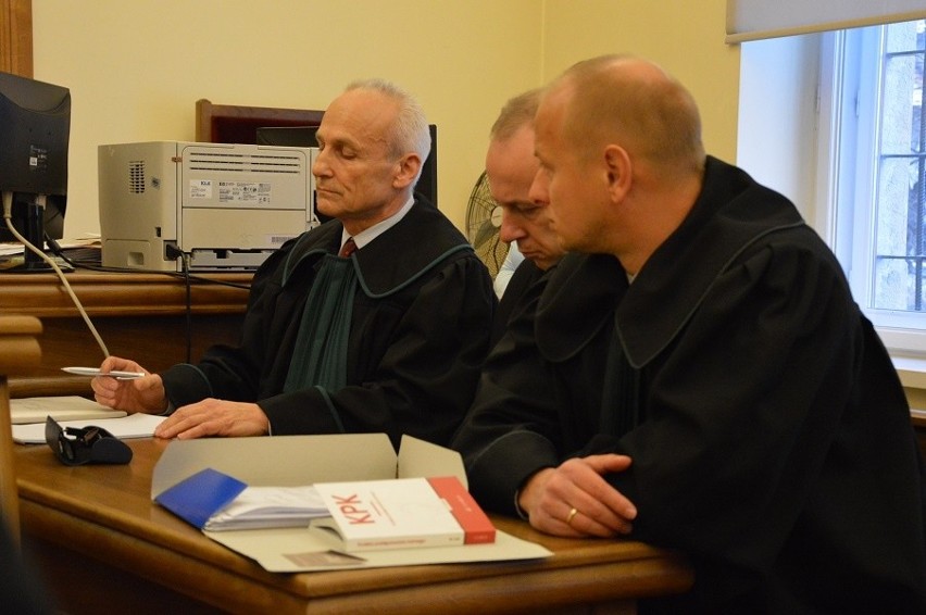 Burmistrz Chrzanowa Marek Niechwiej stanął przed sądem