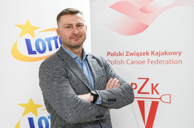 Grzegorz Kotowicz, dwukrotny medalista olimpijski, od kilku miesięcy zarządza Polskim Zwiążkiem Kajakowym