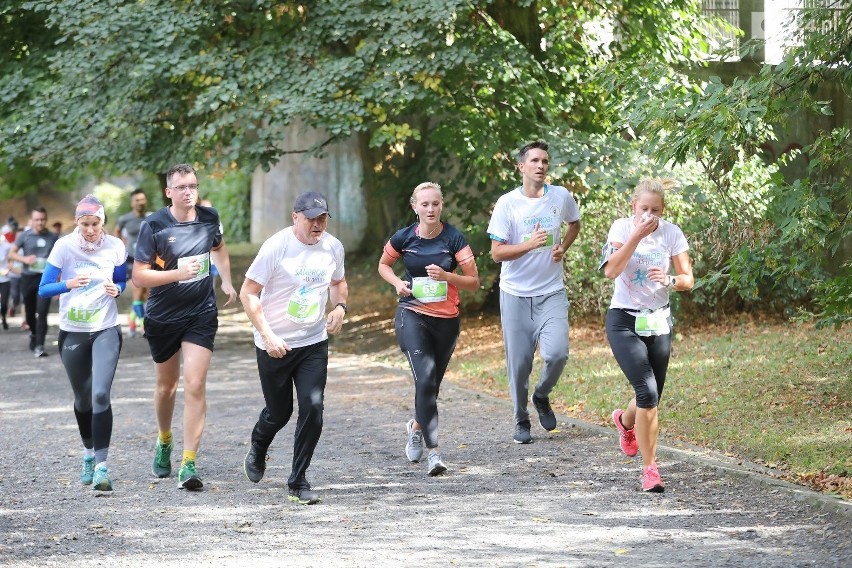 Sanprobi Uro-Run w Szczecinie. Rekord pobity. Mamy ZDJĘCIA uczestników! [WIDEO]