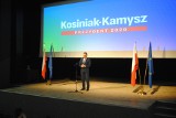 Władysław Kosiniak-Kamysz w kinie Muza we Włoszczowie mówił do mieszkańców z... ekranu. Kandydat na prezydenta nie mógł przyjechać (ZDJĘCIA)