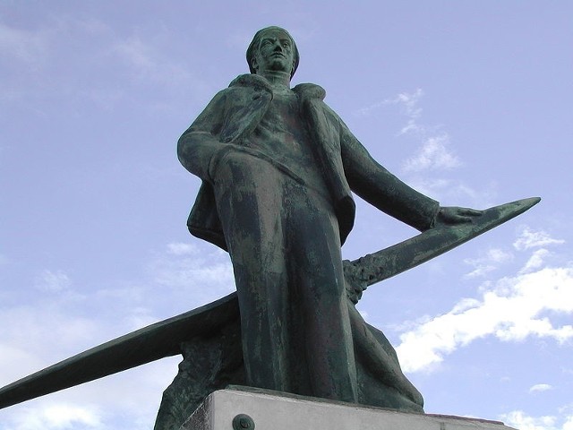 Pomnik Rolanda Garrosa na wyspie Reunion