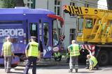 Tramwaj w Katowicach wykolejony na Korfantego. Tramwaj wypadł z szyn przez upał