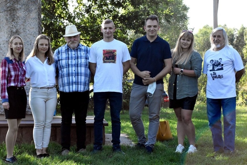 Rodzinnie żegnano lato w Ciekotach. Zagrał zespół Andrzej i Przyjaciele [ZDJĘCIA]