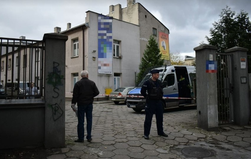 Policja przeszukuje hostel, w którym przebywali Gruzini.