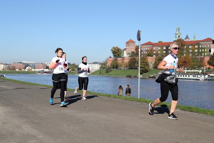 Bulwary nad Wisłą znakomicie spisują się jako trasa biegowa....