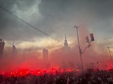 Warszawa upamiętnia Powstanie Warszawskie. Miasto stanęło w miejscu w godzinę "W" - WIDEO