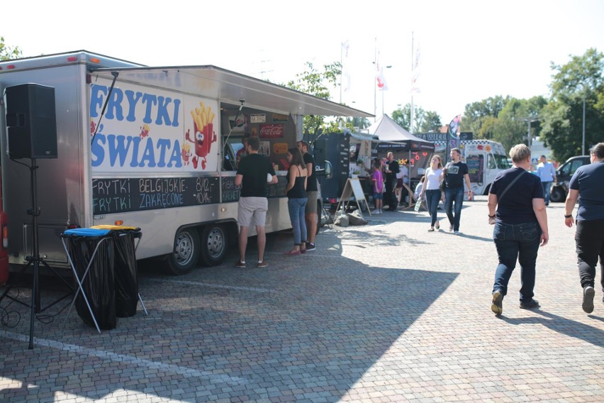 Street Food Polska Festival czyli zlot foodtrucków w Krakowie [ZDJĘCIA]