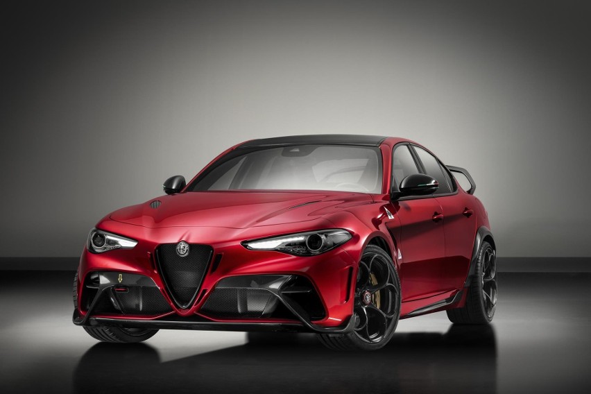 Alfa Romeo GTA. Skrót GTA oznacza Gran Turismo Alleggerita i...