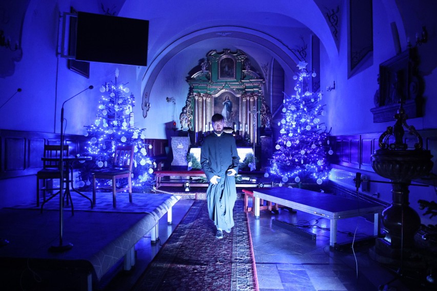Piękne Misterium Bożonarodzeniowe „Niekoniecznie jasełka" zostało wystawione w parafii świętego Stanisława w Tumlinie. Zobacz zdjęcia
