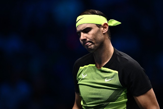 Rafael Nadal nie ma powodów do zadowolenia. W dwóch dotychczasowych meczach turnieju ATP Finlas nie był w stanie wygrać choćby jednego seta.