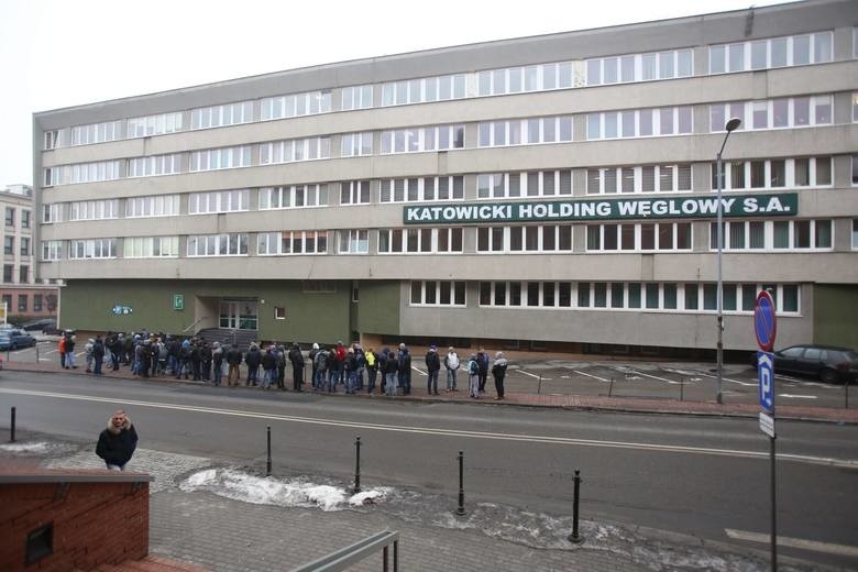 Wypłata „czternastek" w KHW 3 marca? Związki muszą podpisać porozumienie