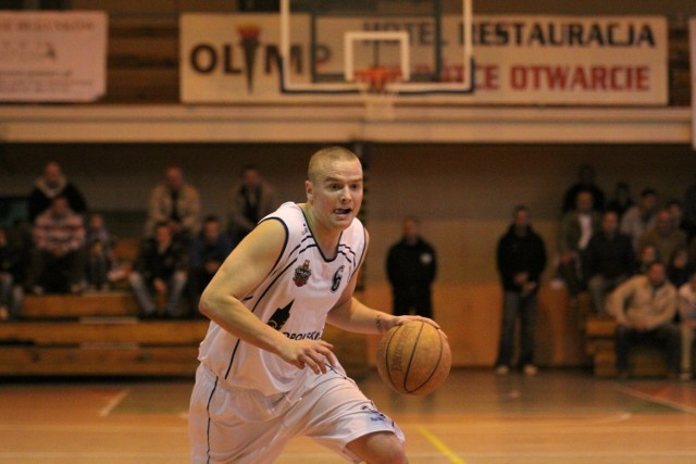 Tomasz Madziar zdobył najwięcej punktów dla Pogoni Prudnik w meczu pucharowym.