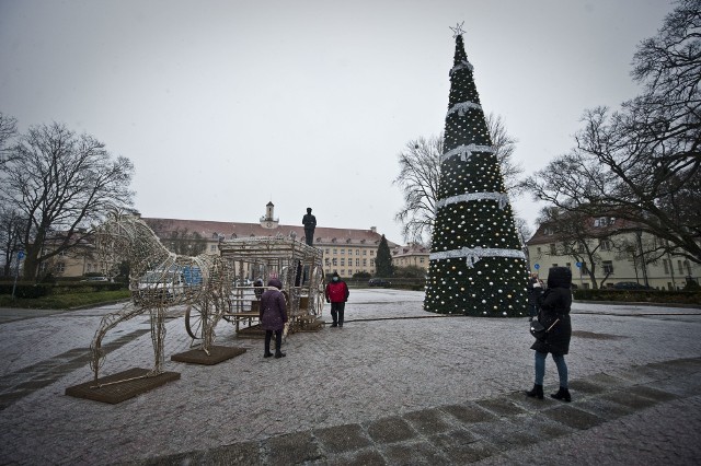 Z początkiem grudnia w Koszalinie rozpoczęły się przygotowania do świąt.