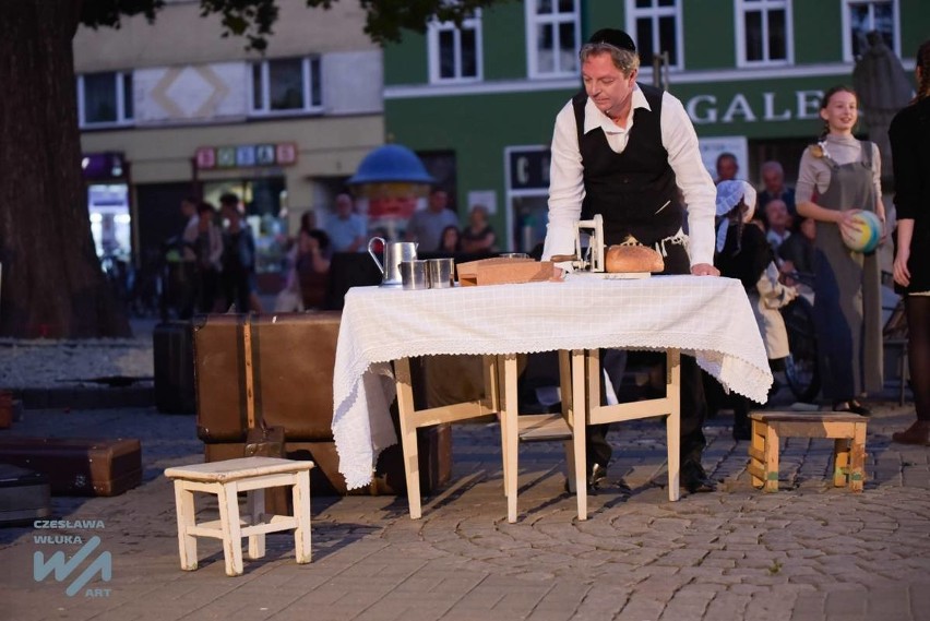 Mistyczny spektakl „Alejchem Szalom” na lublinieckim Rynku