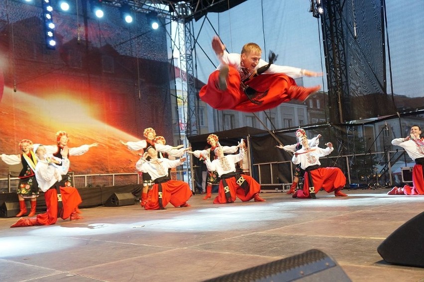Tradycyjnie już tańce ukraińskie wzbudziły największy aplauz...