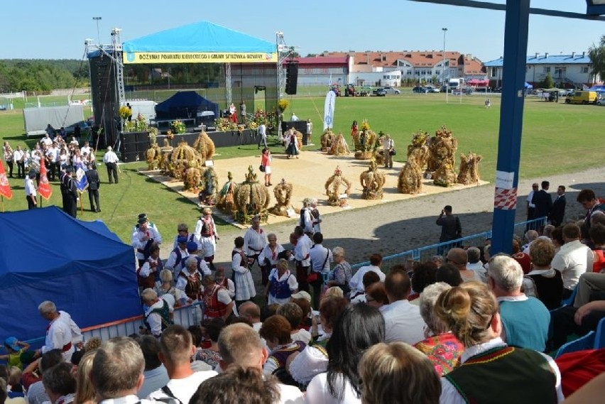 Święto plonów powiatu kieleckiego w Nowinach