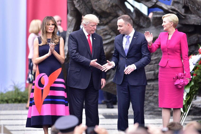 Przemówienie prezydenta Donalda Trumpa na placu Krasińskich...