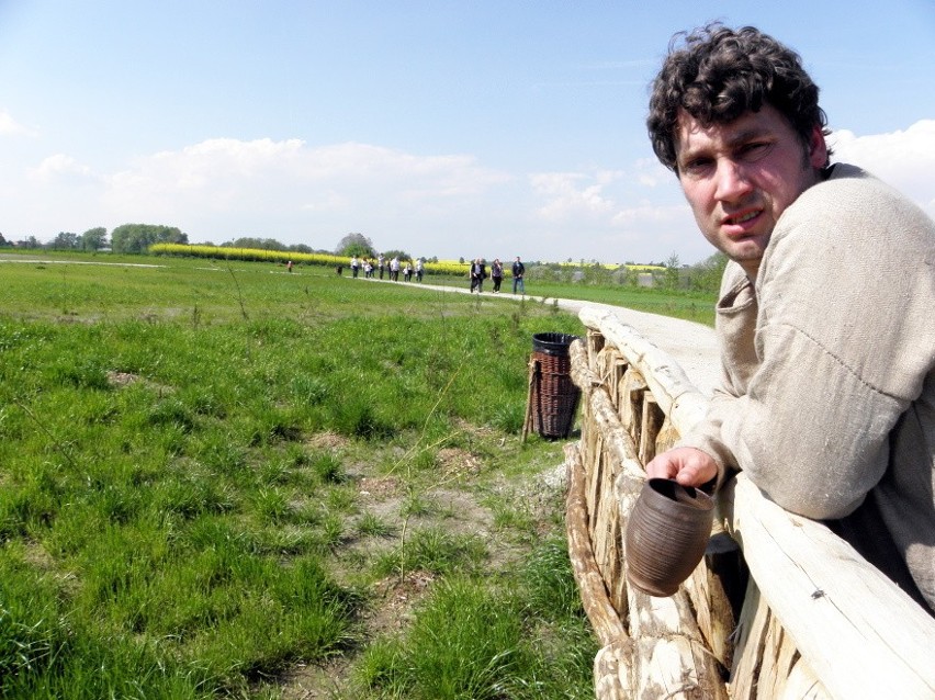 BISKUPIN. W Muzeum Archeologicznym trwa weekend z epoką kamienia