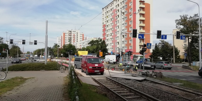 Remont torowiska na Hallera we Wrocławiu.