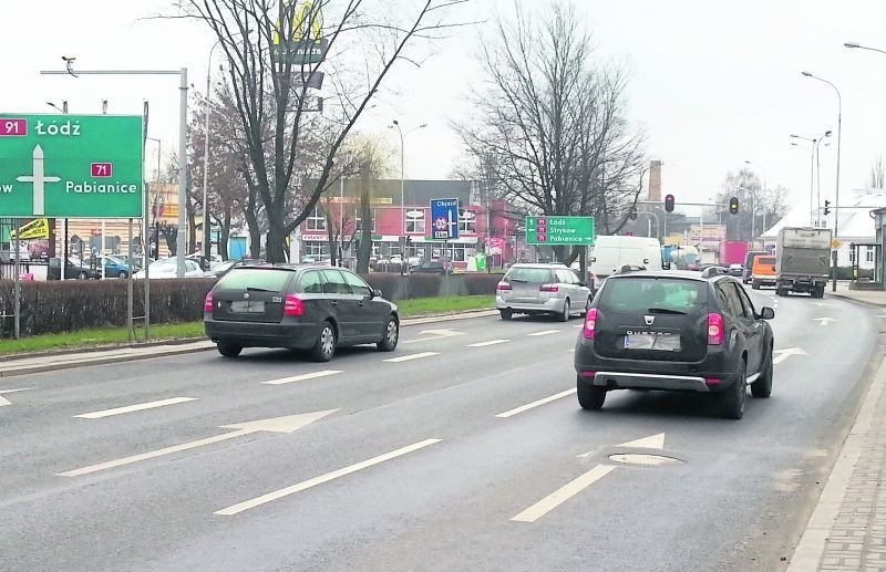 Rosną obawy przed trasą ekspresową S14! Droga ma przebiegać niemal pod oknami bloków!