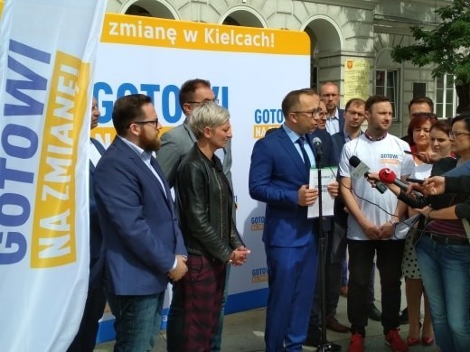 Artur Gierada ogłasza, że jest gotowy na zmianę władzy w Kielcach. Prezentuje swój program dla Kielc i wzywa konkurentów do dyskusji  