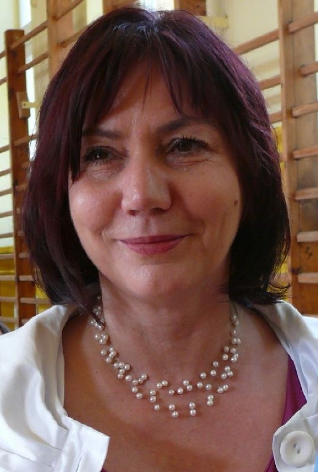 Bożena Kaczor jest dyrektorem I Liceum Ogólnokształcącego we Włoszczowie od pięciu lat - pierwszą kadencję.