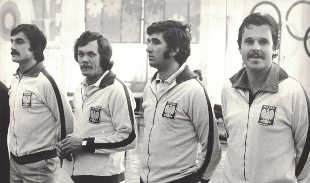 Najlepsze polskie rakiety lat siedemdziesiątych (od lewej): Jacek Niedźwiedzki, Henryk Drzymalski, Tadeusz Nowicki, Wojciech Fibak.