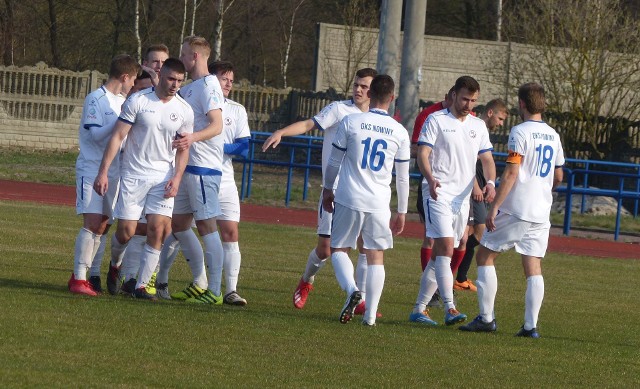 GKS Nowiny wygrał w czwartoligowych derbach powiatu kieleckiego z Łysicą Bodzentyn 2:0.