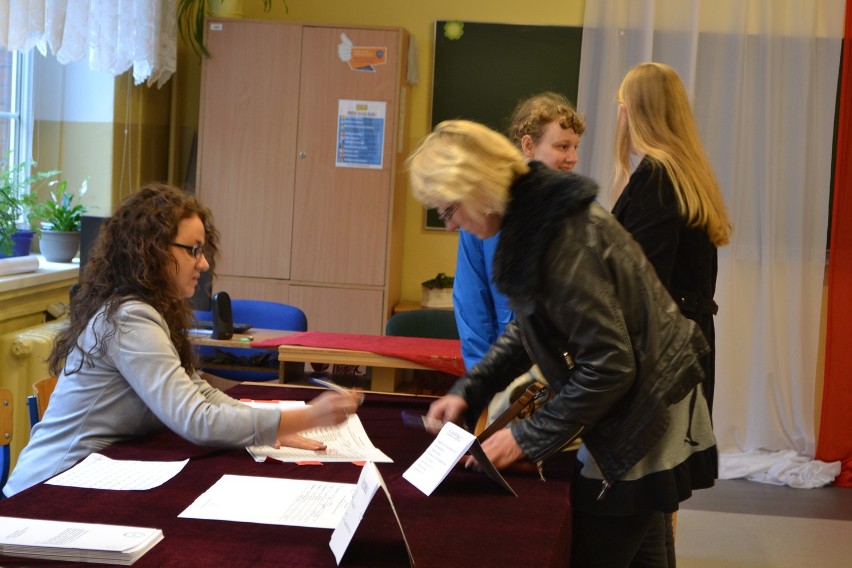 Wybory 2015 w Rybniku: Tłumy w lokalach wyborczych