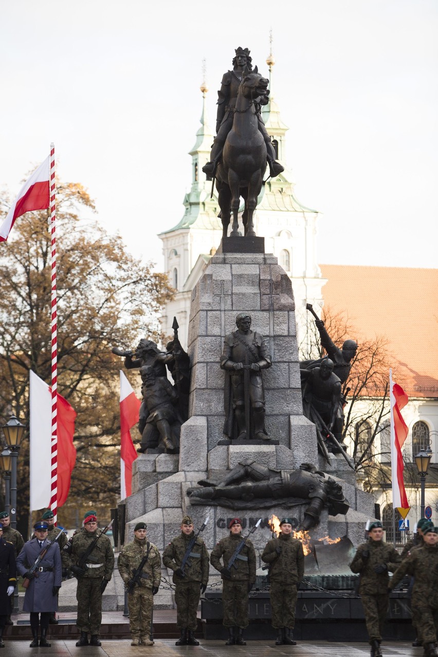 Święto Niepodległości 2017 na placu Matejki w Krakowie