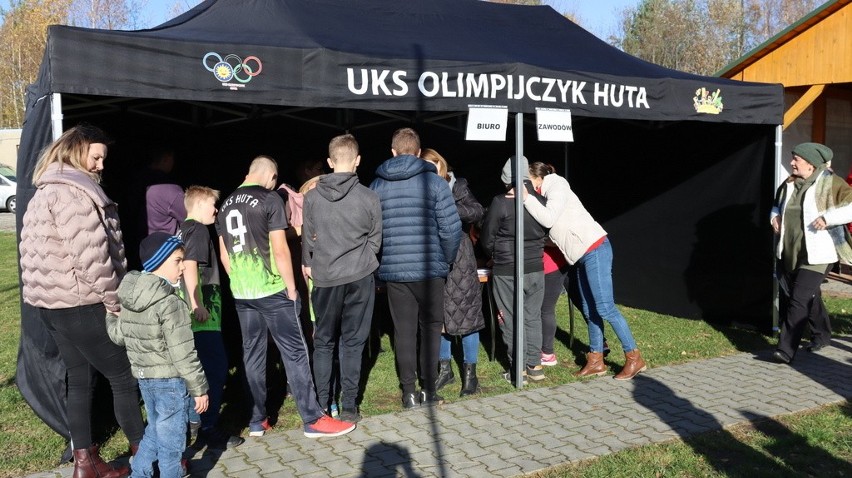 W biegu wzięli udział uczniowie z: PSP w Lipsku, PSP w...