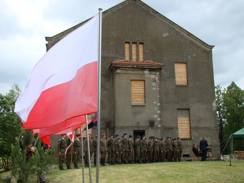 Uroczystości 77. rocznicy pierwszego transportu Polaków do niemieckiego obozu Auschwitz 