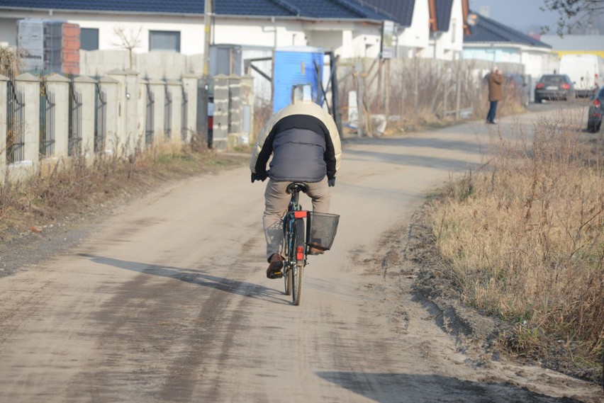 3. Jazda środkiem drogi....