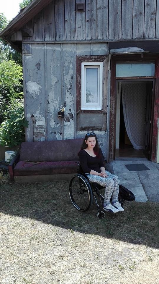 26-letnia Anna Hałośnia liczy na Państwa pomoc