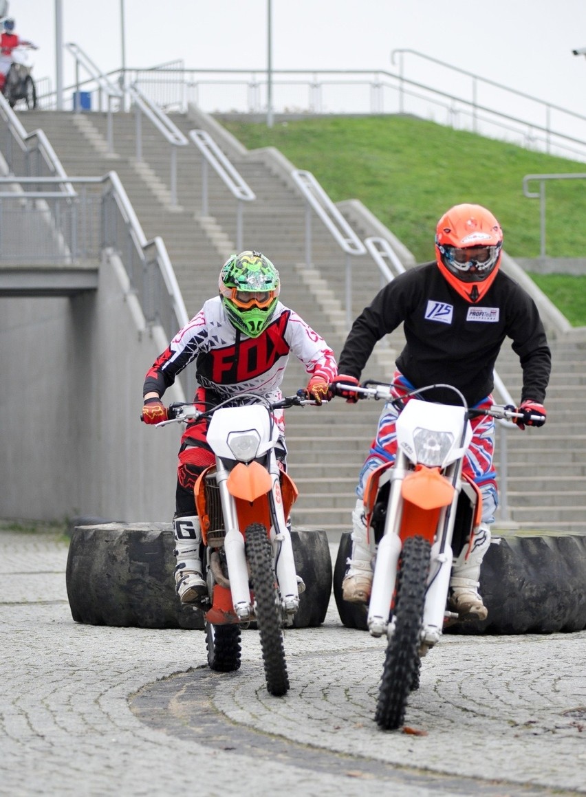 SuperEnduro: Pędem przez piach i bele w Ergo Arenie [ZDJĘCIA]