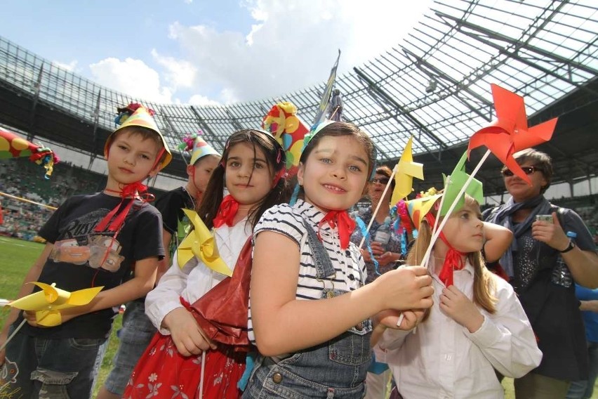 Wrocław: Dzień Przedszkolaka na Stadionie Miejskim (ZDJĘCIA, FILM)