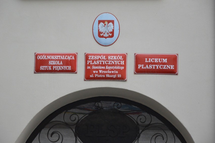 Wrocław: Przymusowa przeprowadzka liceum plastycznego. Uczniowie protestuja