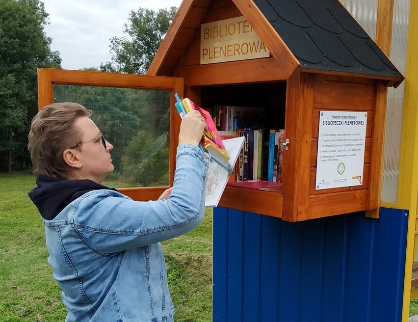 Plenerowa biblioteczka w gminie Miechów