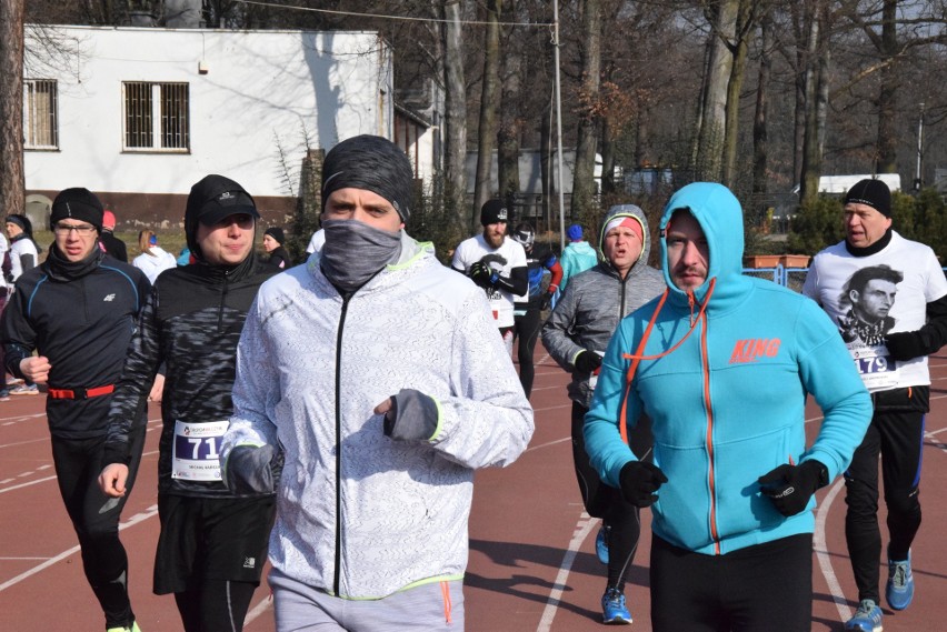 Bieg Tropem Wilczym we Wrocławiu. Uczcili pamięć żołnierzy wyklętych [ZDJĘCIA, WYNIKI]