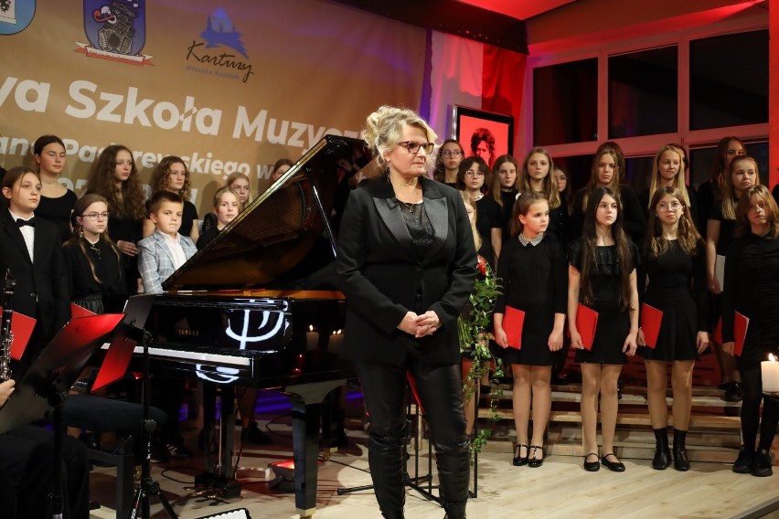Koncert patriotyczny w Szkole Muzycznej w Kartuzach